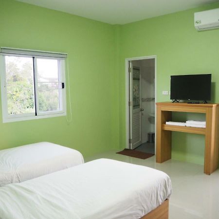 Good Room Uttaradit Exterior foto
