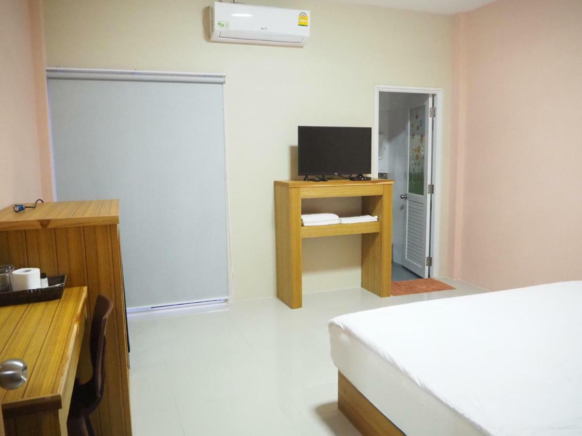 Good Room Uttaradit Exterior foto