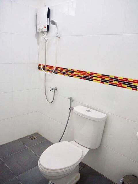 Good Room Uttaradit Exterior foto