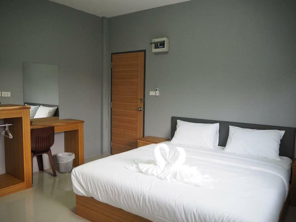 Good Room Uttaradit Exterior foto